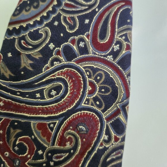 Liberty Of London 100% Silk Made In USA Tie - Picture 2 of 4